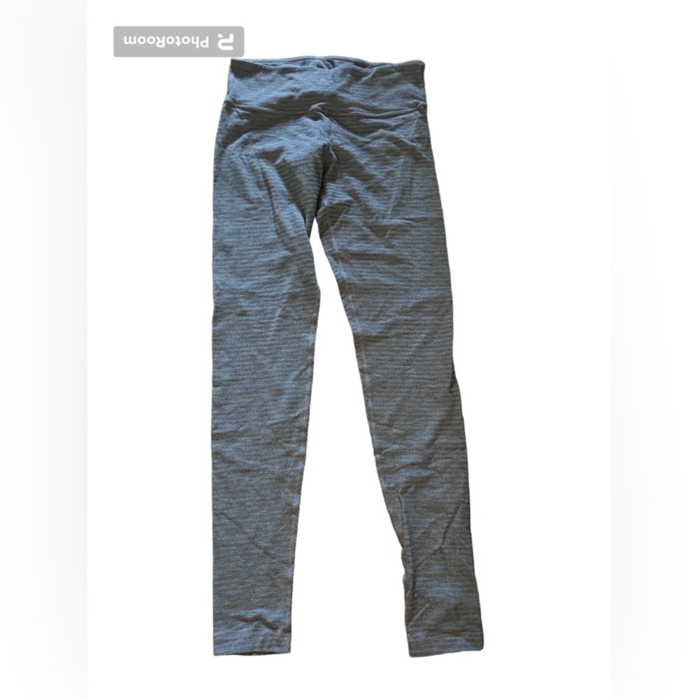 Lululemon wonder under gray size 8